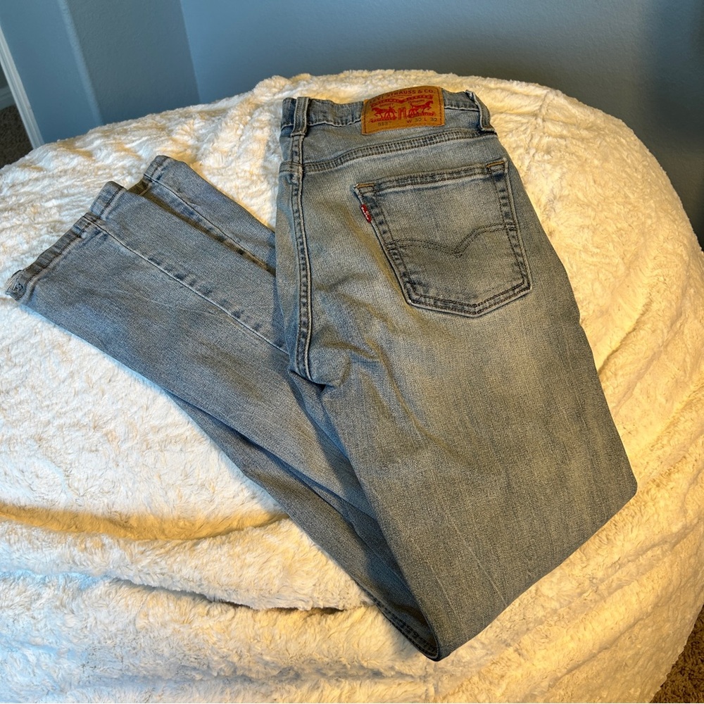 Levi's Men’s 513 Slim Straight Distressed Denim Retro Blue Jeans 30/32